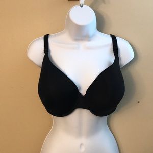 38DDD Victoria’s Secret Bra